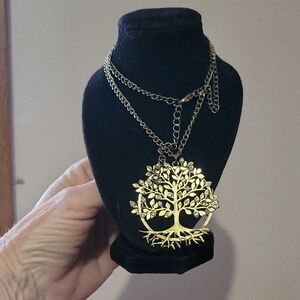 Gold Tone  Tree of Life Pendant Necklace 18"